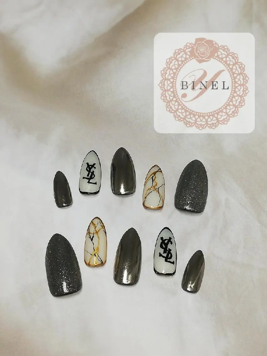 ネイル 持ち込み ネイルチップ ハンドネイル Nail Salon Y.BINELのネイルデザイン