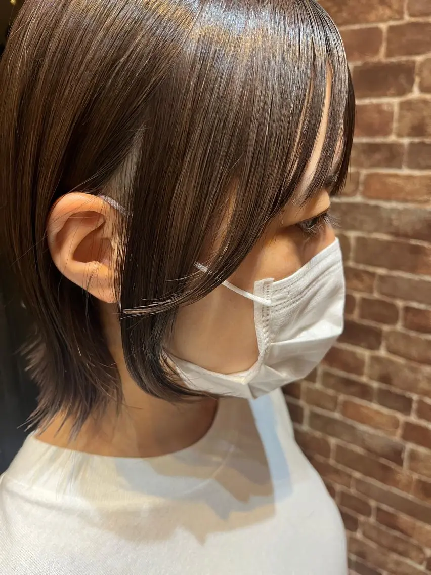 ミディアム カラー パーマ ヘアアレンジ メンズ キッズ ネイル マツエク・マツパ アイブロウ ミディアムパーマ メンズハイライト メンズパーマ ブラウンカラー ケアカラー 久木原 ゆりのヘアスタイル