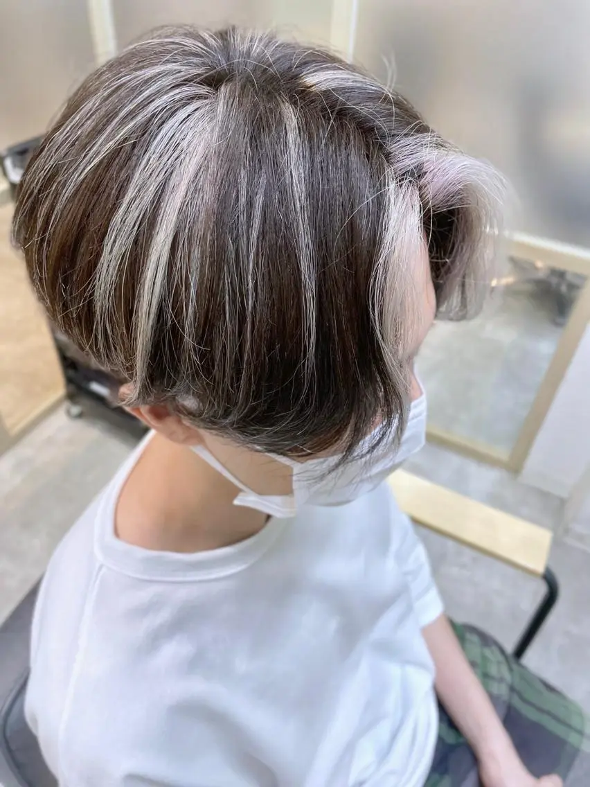 カラー メンズ ☁️ケアブリーチ￤ ウルフ￤Shioriのヘアスタイル