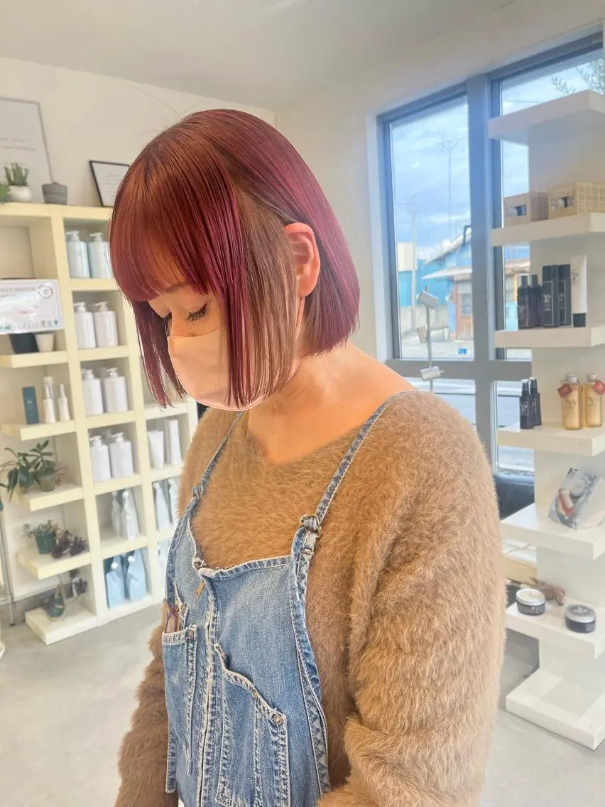 ミディアム ヘアカラー 長山 茉白のヘアスタイル