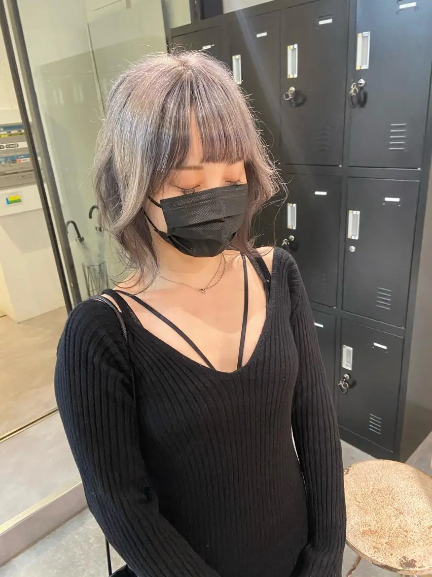 ミディアム カラー ヘアカラー トリートメント ウルフカット レイヤーカット上柿のヘアスタイル
