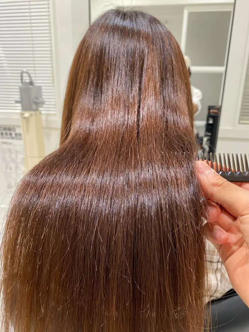 セミロング カラー パーマ トリートメント 髪質改善縮毛矯正,ブ リーチ縮毛矯正KEIのヘアスタイル