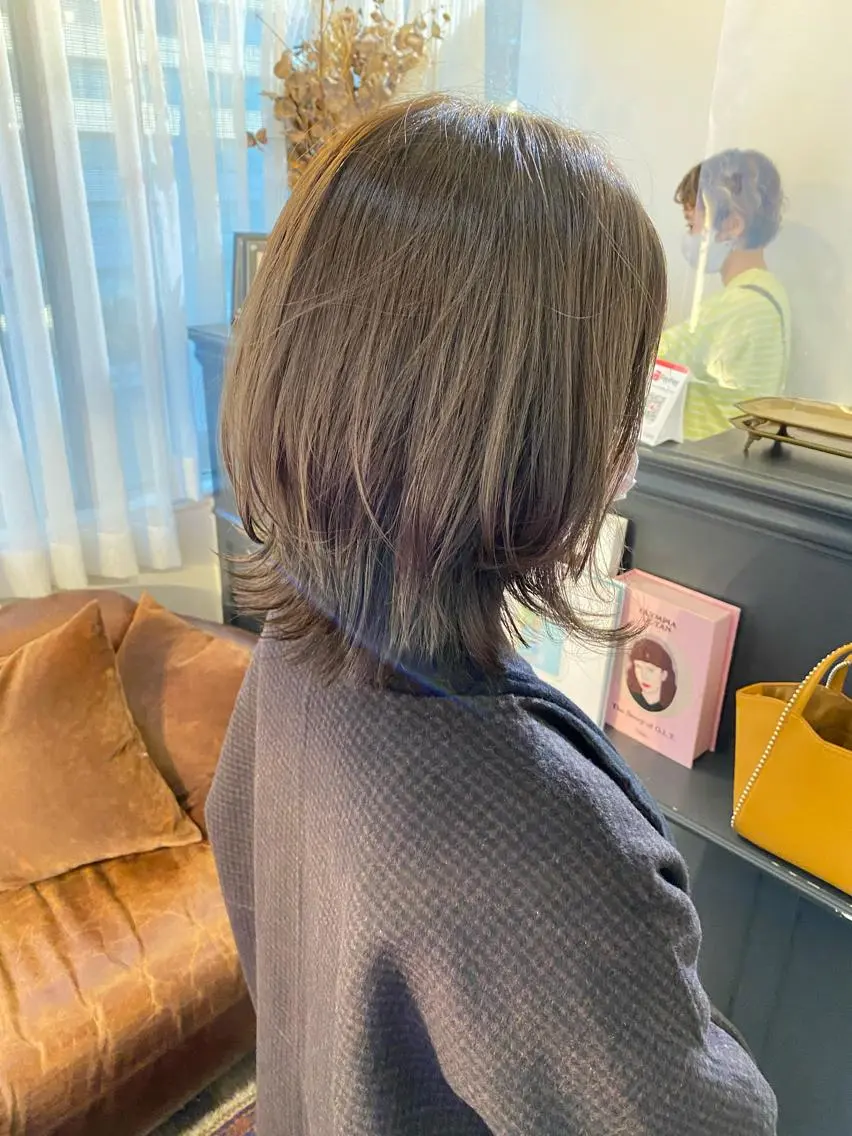 ミディアム 安村 美奈のヘアスタイル