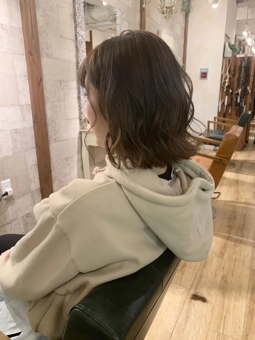 ショート カラー アディクシーカラー 透明感カラー グレージュ 外国人風カラー 田村和範/似合わせ カラー/髪質改善のヘアスタイル