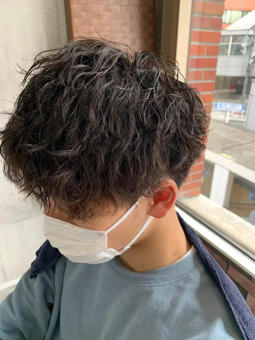 ショート パーマ メンズ カット パーマ メンズ支持率No.1 店長 石川和馬のヘアスタイル