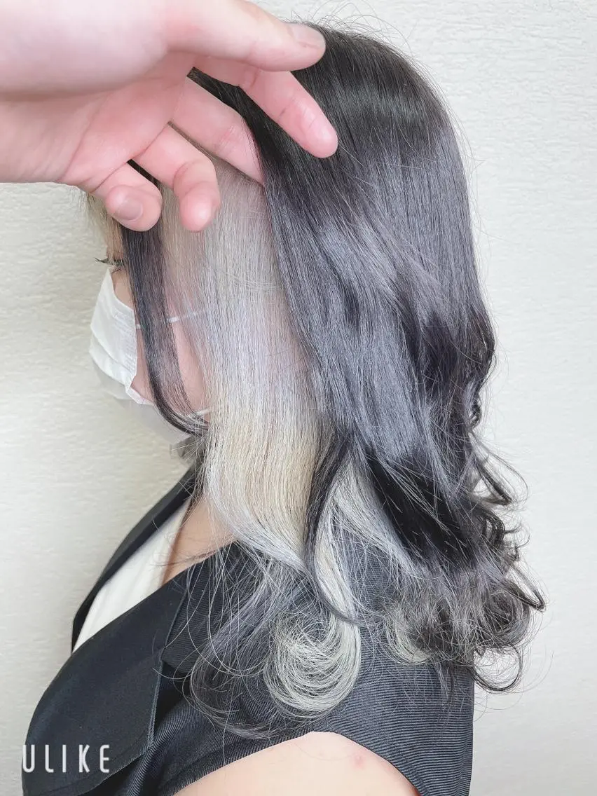 ロング カラー シルバー ホワイトシルバー カット ヘアカラー ❣️モードケイズ塚口 和田一将のヘアスタイル