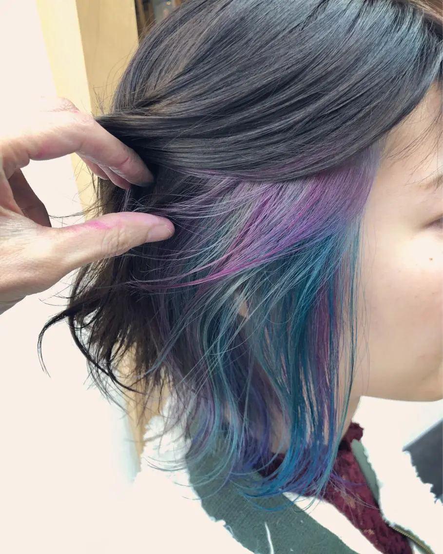 ショート カラー アッシュ バレイヤージュ ミストバング ベージュカラー ブリーチ カット ヘアカラー トリートメント 原宿サロン代表 デザインカラー伊藤卓のヘアスタイル