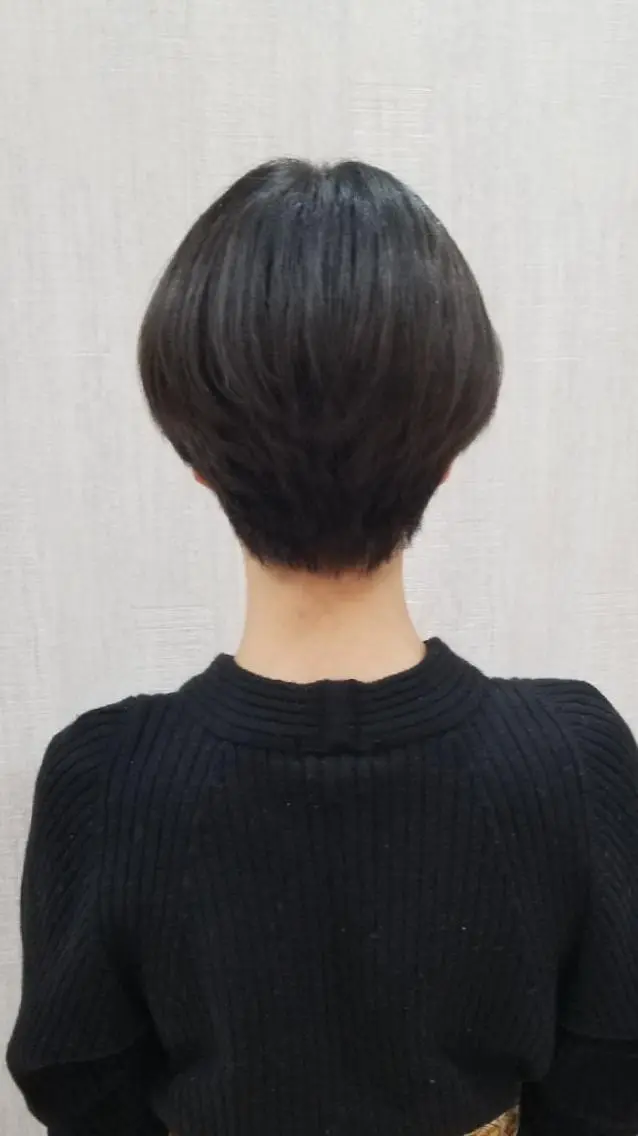 ショート カラー グレージュ マニッシュショート ショートヘア カット ヘアカラー トリートメント レイヤー×艶髪特化 代表 西村功平のヘアスタイル