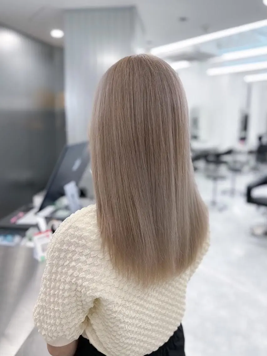 カラー 川越ハイトーン🧸 Yumaのヘアスタイル