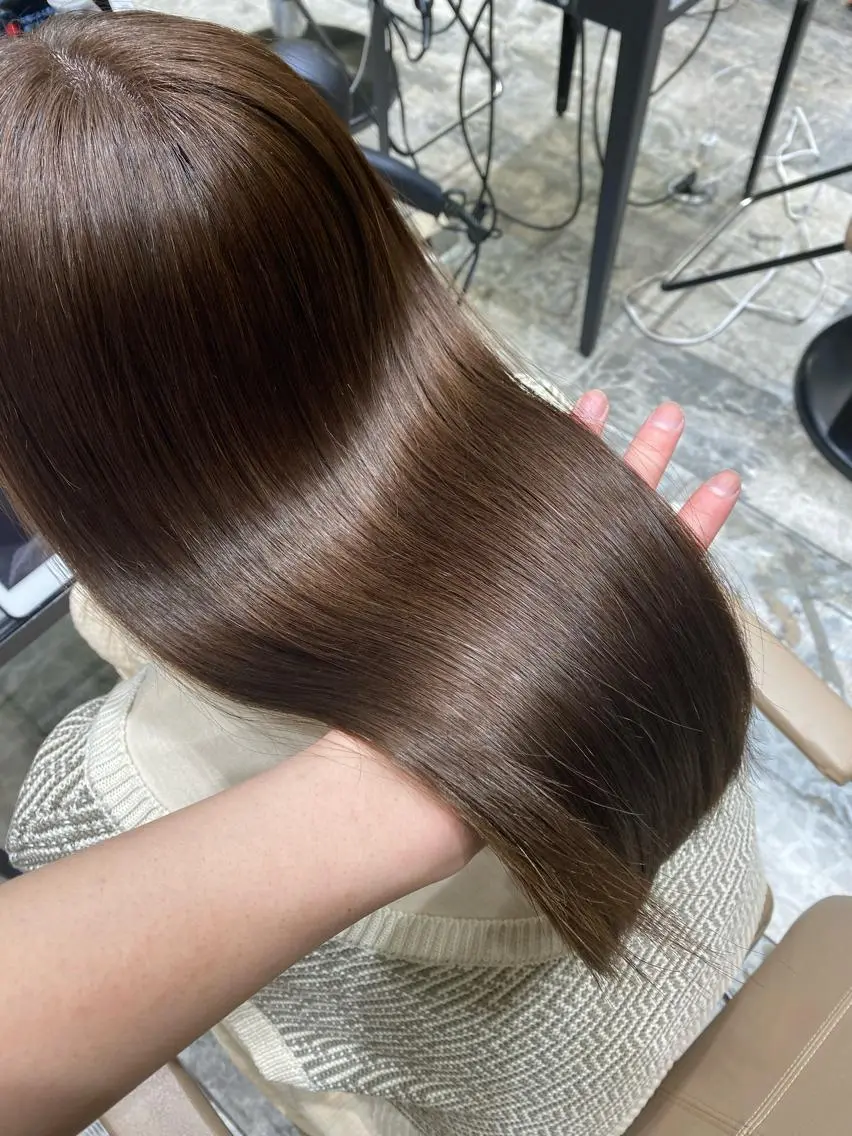 カラー 銀座/レイヤー 顔周りカット溝手優太のヘアスタイル