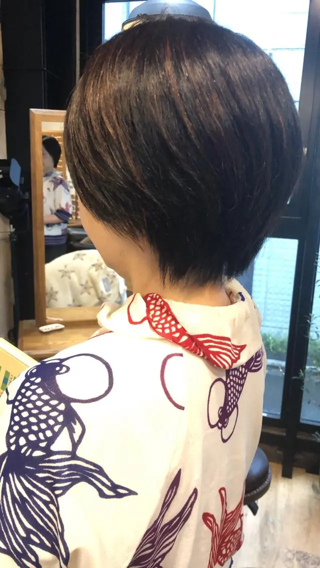 ショート 切りっぱなしボブ ボブ 外国人風カラー ハイライト レイヤーカット ショート職人 美容師【KENTA】のヘアスタイル