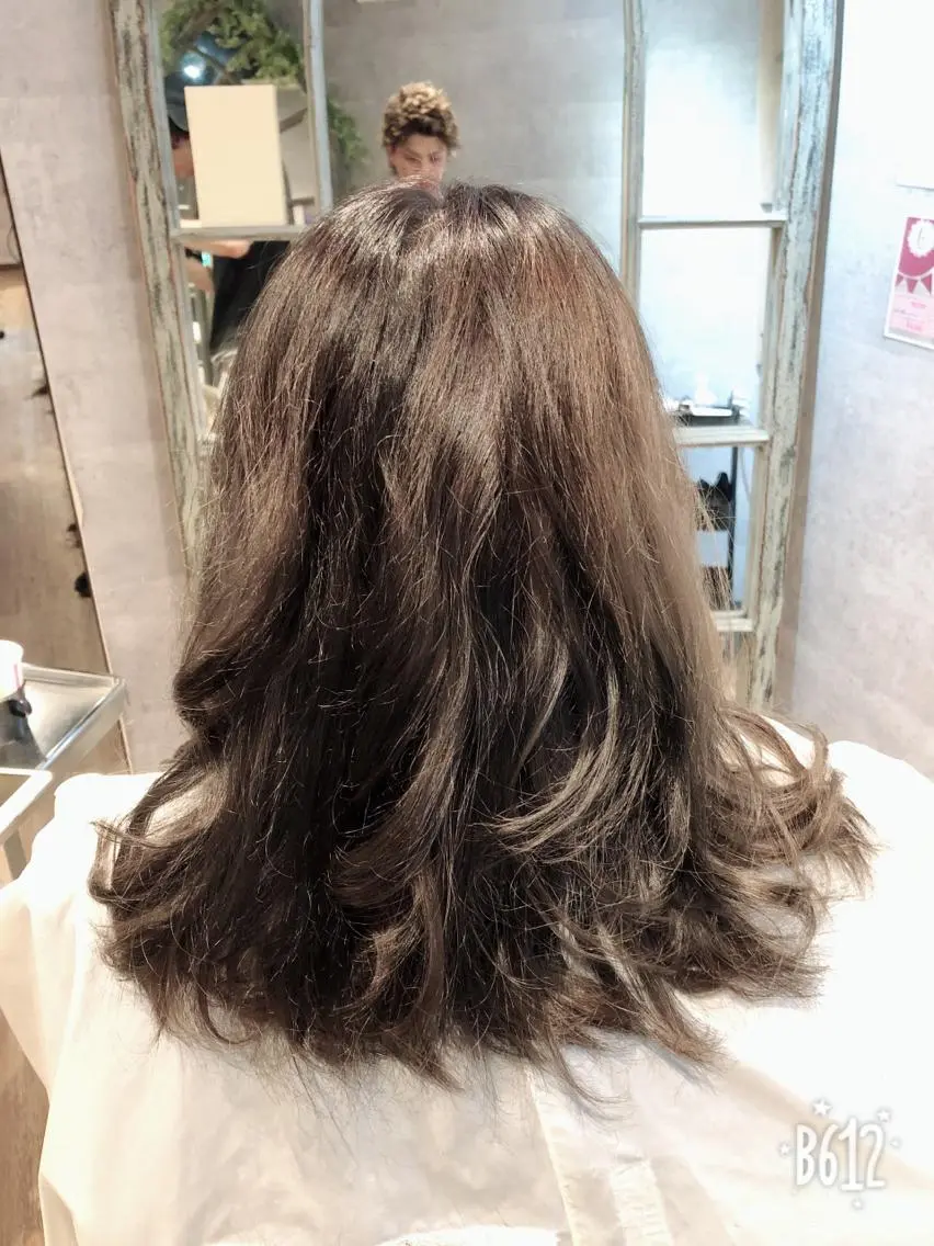 セミロング 髪質改善JILL 桑原のヘアスタイル