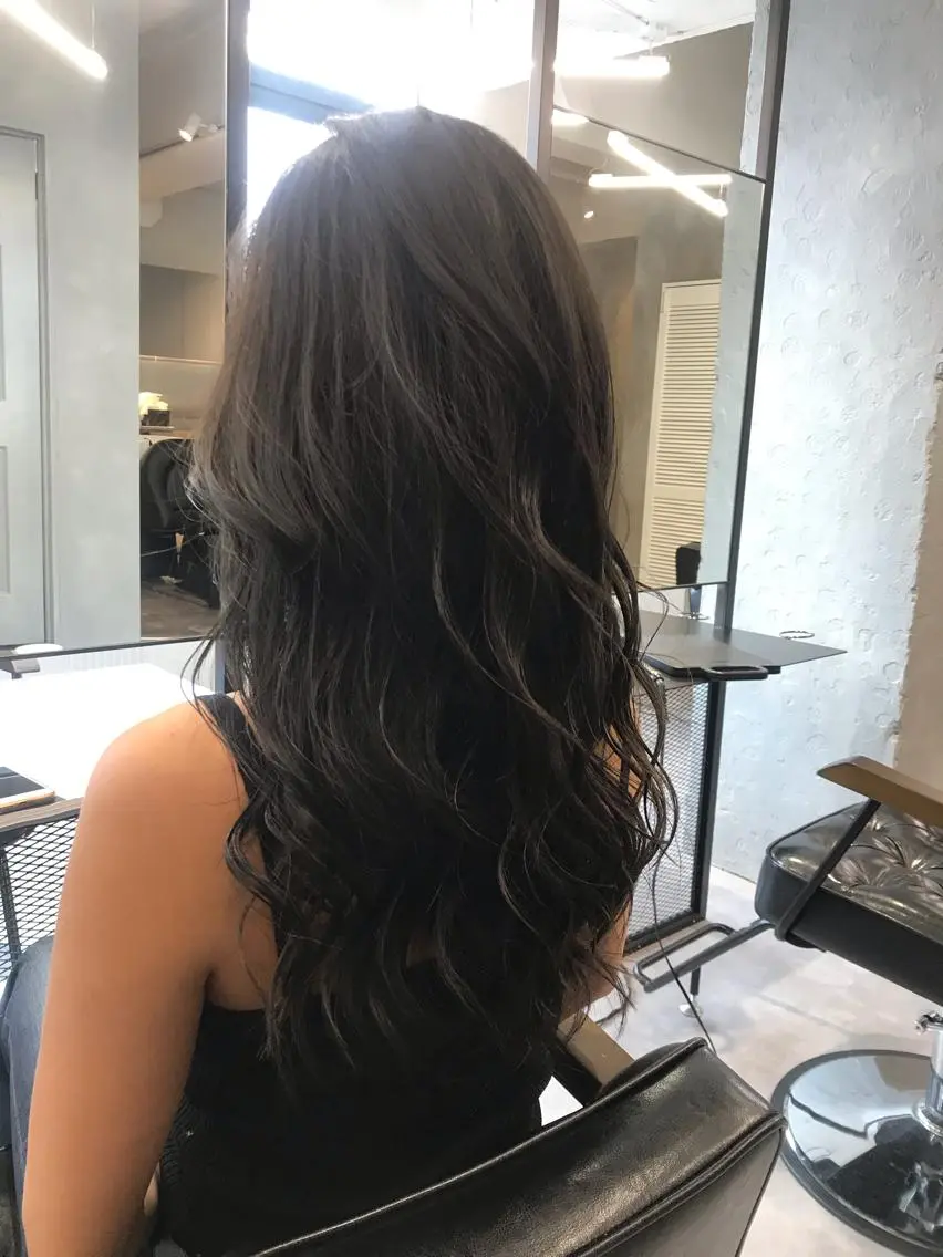 ロング アッシュ カット ヘアカラー トリートメント 色気レイヤー& ショートはお任せ🌟のヘアスタイル