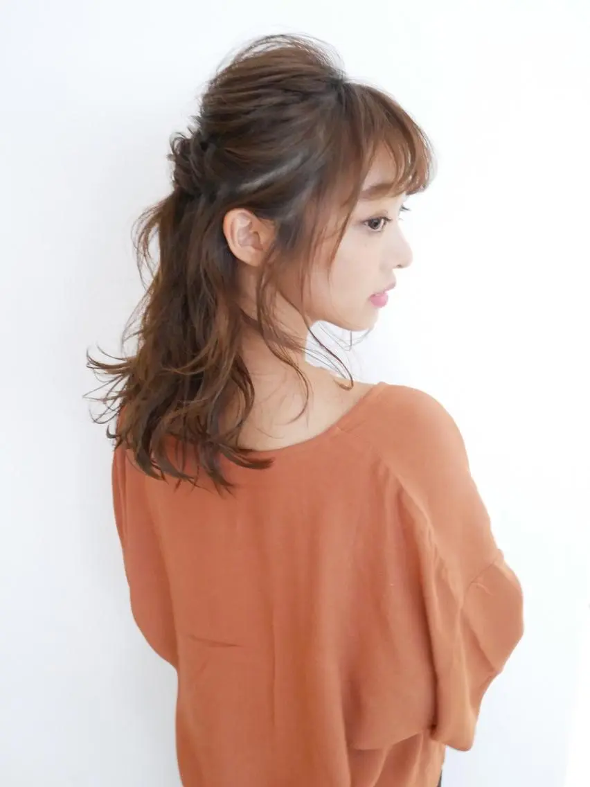 セミロング ヘアアレンジ カット トリートメント 川上 裕樹のヘアスタイル