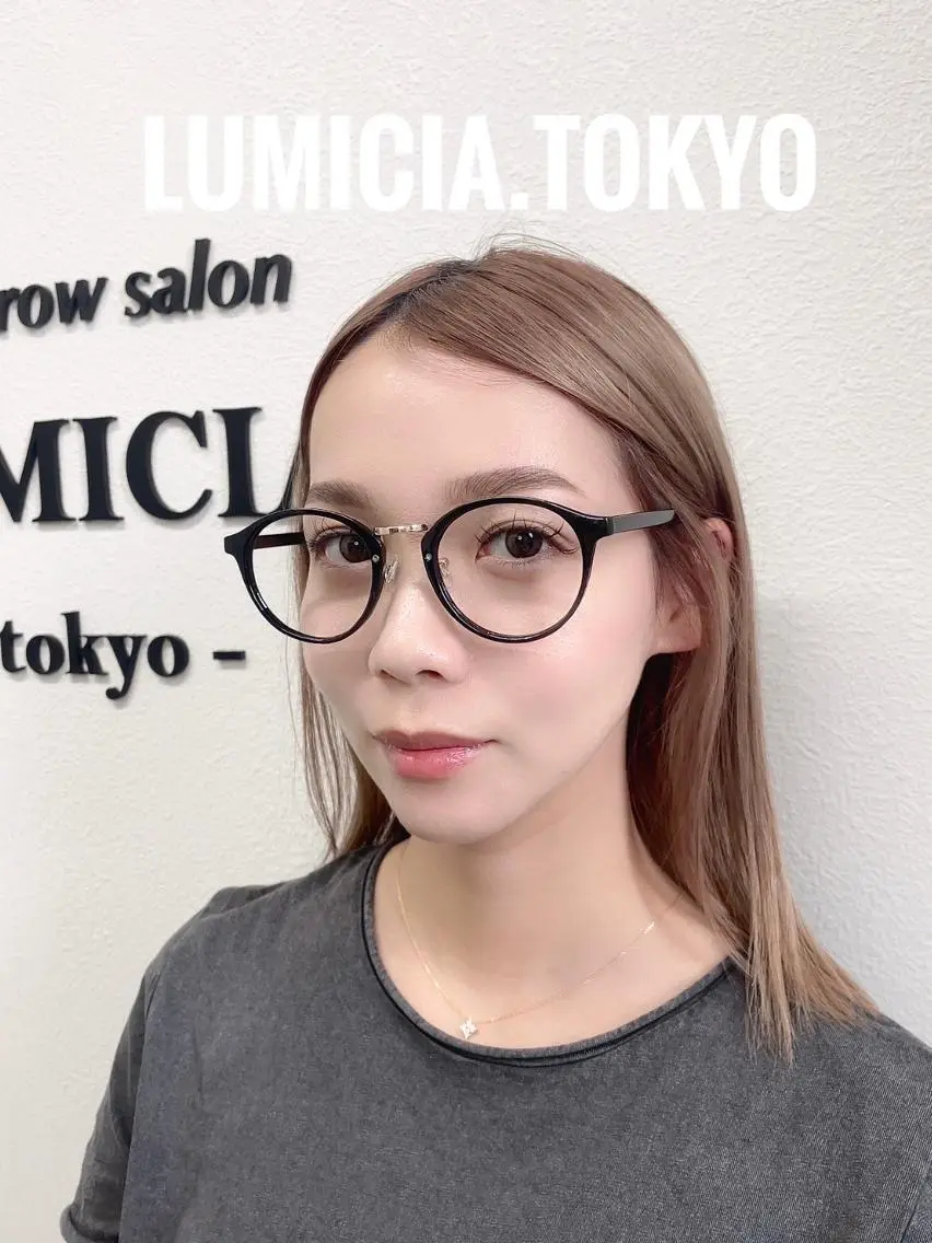 アイブロウ ハリウッドブロウリフト 眉毛ワックス脱毛 眉毛アイブロウサロン LUMICIA恵比寿の眉毛・アイブロウイメージ