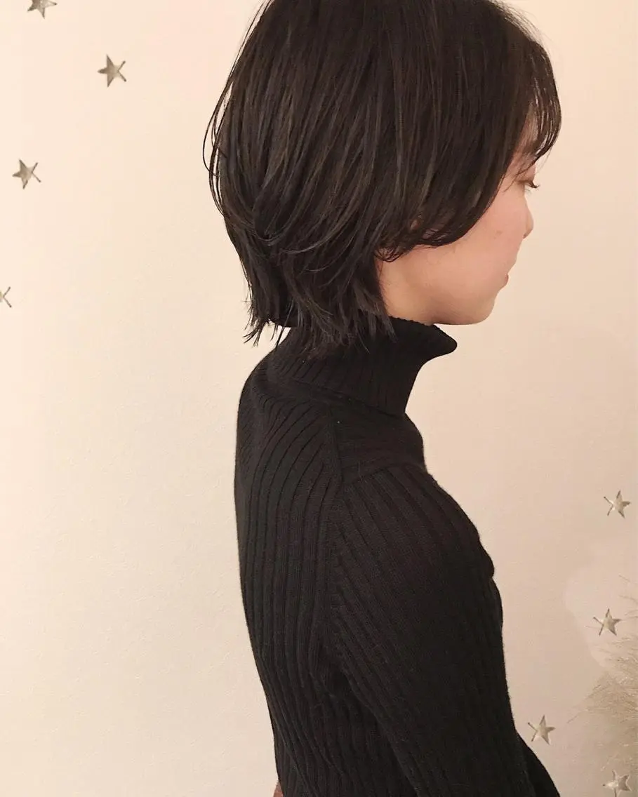 ショート カラー カット ヘアカラー 市川 千夏のヘアスタイル
