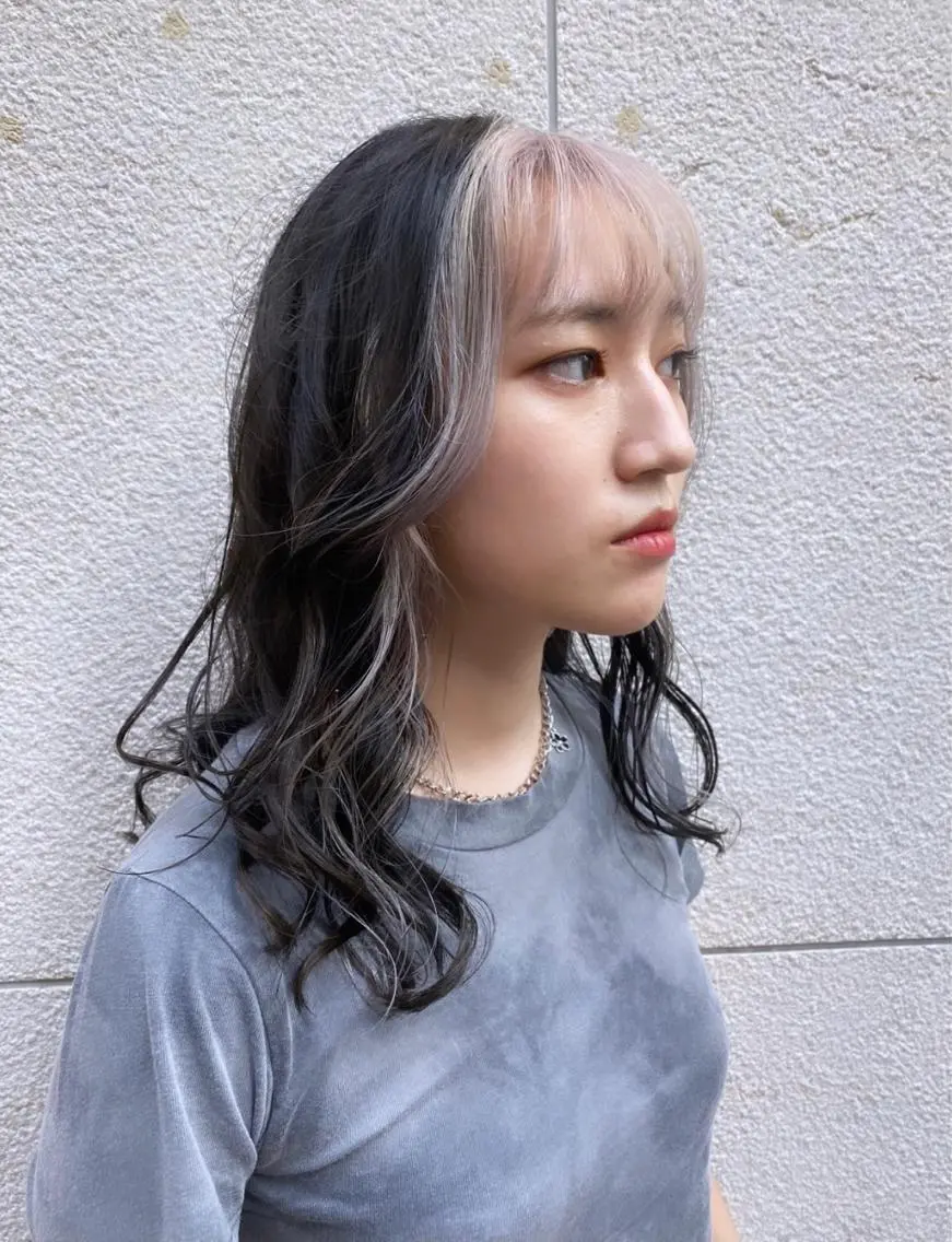 カラー ヘアカラー デザインカラーウルフ 宙也のヘアスタイル