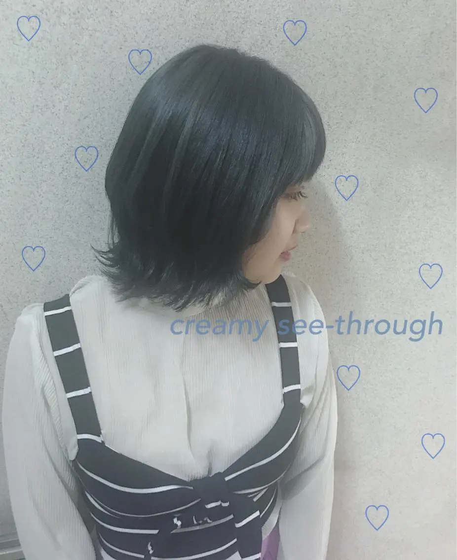 ショート カラー シルバー コマツリサ ROCCO eastのヘアスタイル