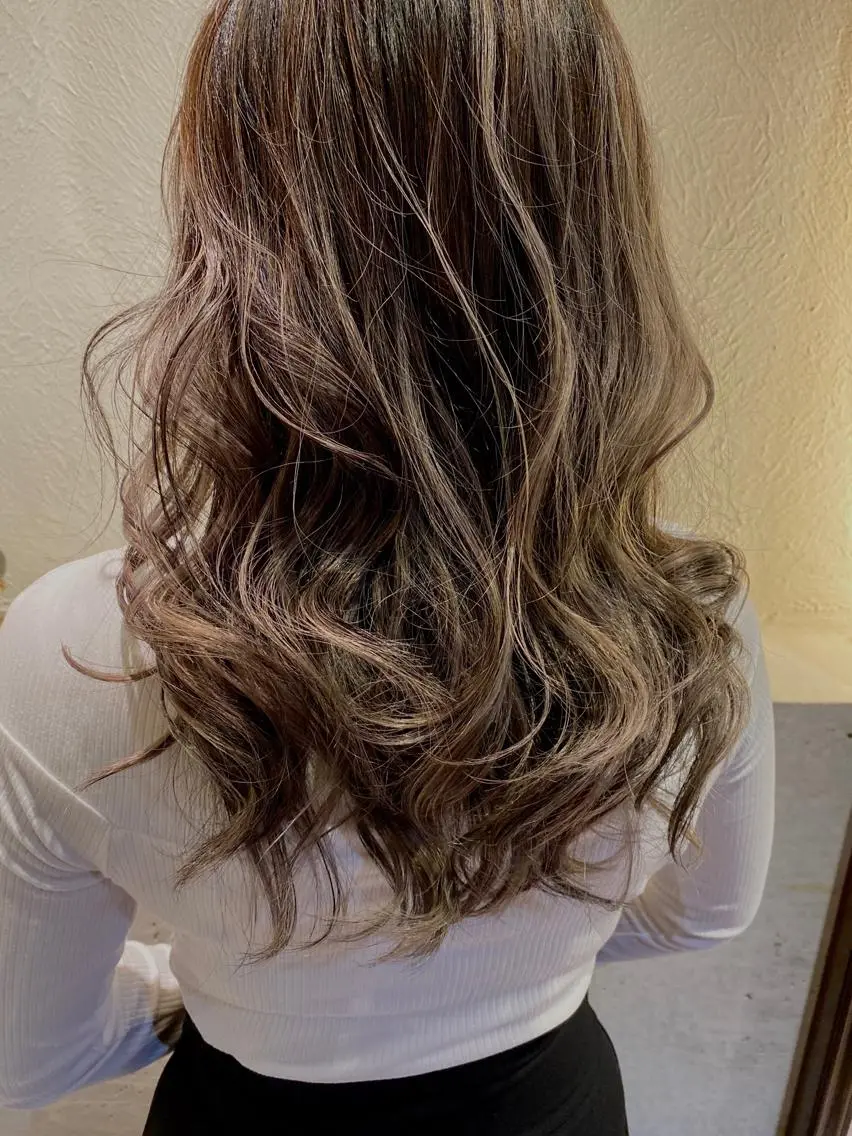 カラー グラデーションカラー ハイライトカラー 外国人風カラー ヘアカラー トリートメント bal ミナのその他イメージ