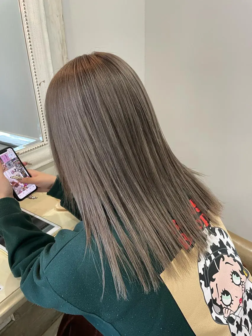 カラー ベージュカラー ヘアカラー Matsubara asuka  ☪︎のヘアスタイル