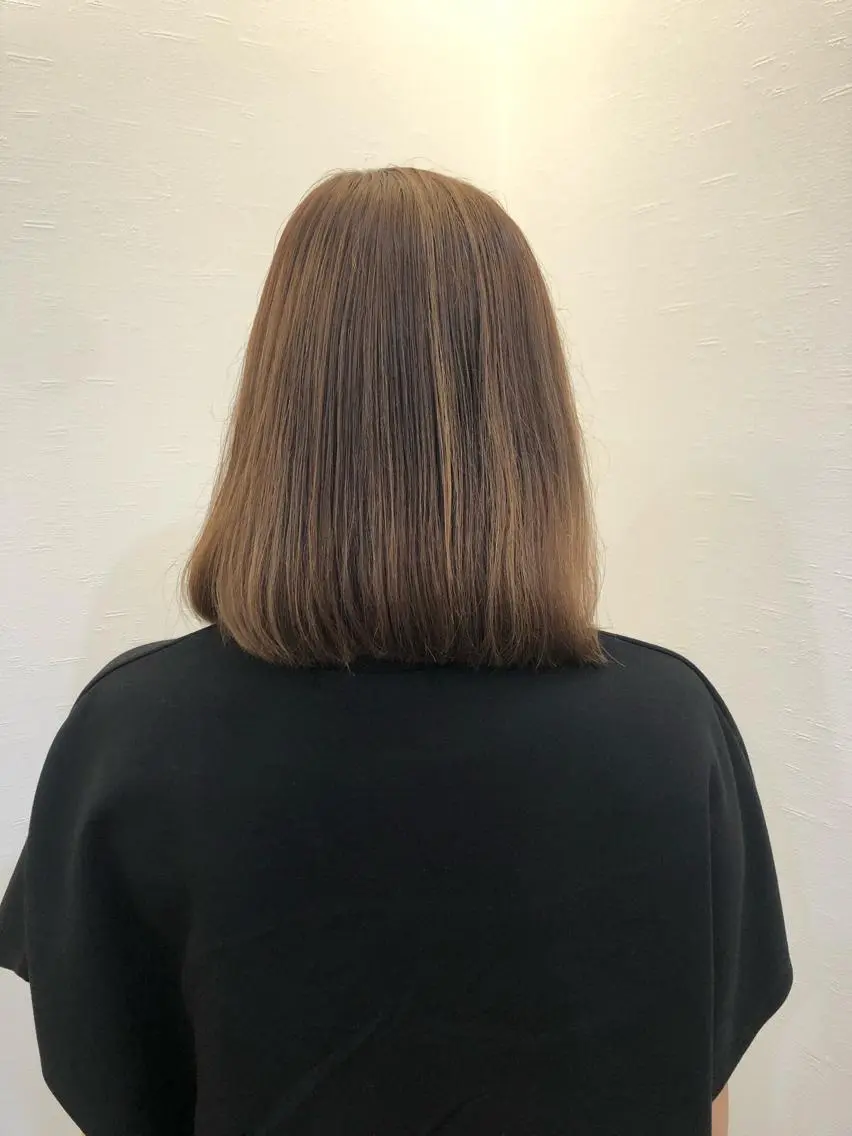 カラー ツノガイ エリのヘアスタイル