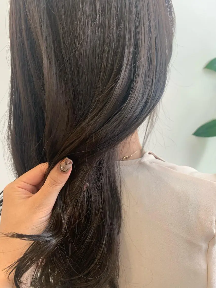 ロング カラー ブラウンカラー イルミナカラー モカブラウン 韓国🇰🇷髪質改善 Chisaki치사키のヘアスタイル