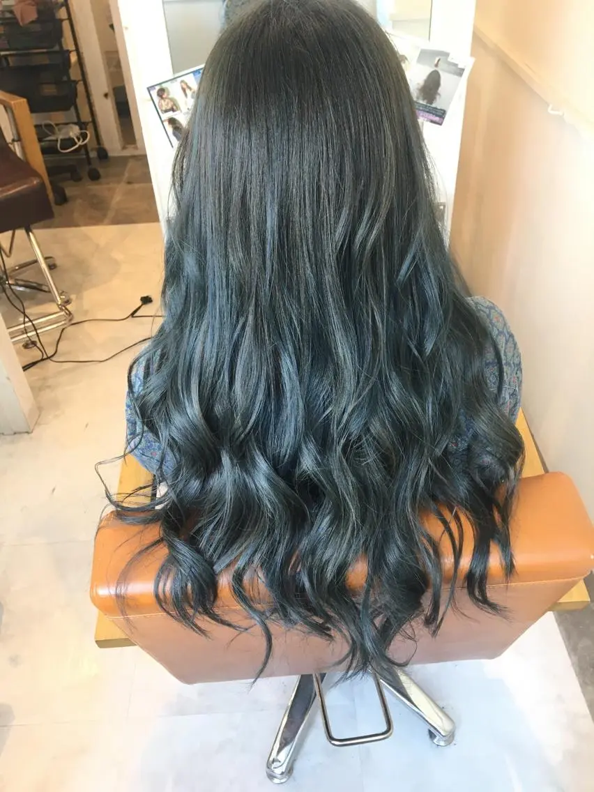 ロング カラー アッシュ ブルーカラー ブルーアッシュ ハイライトカラー ハイライト 美髪・艶髪特化美容師 RYOJIのヘアスタイル