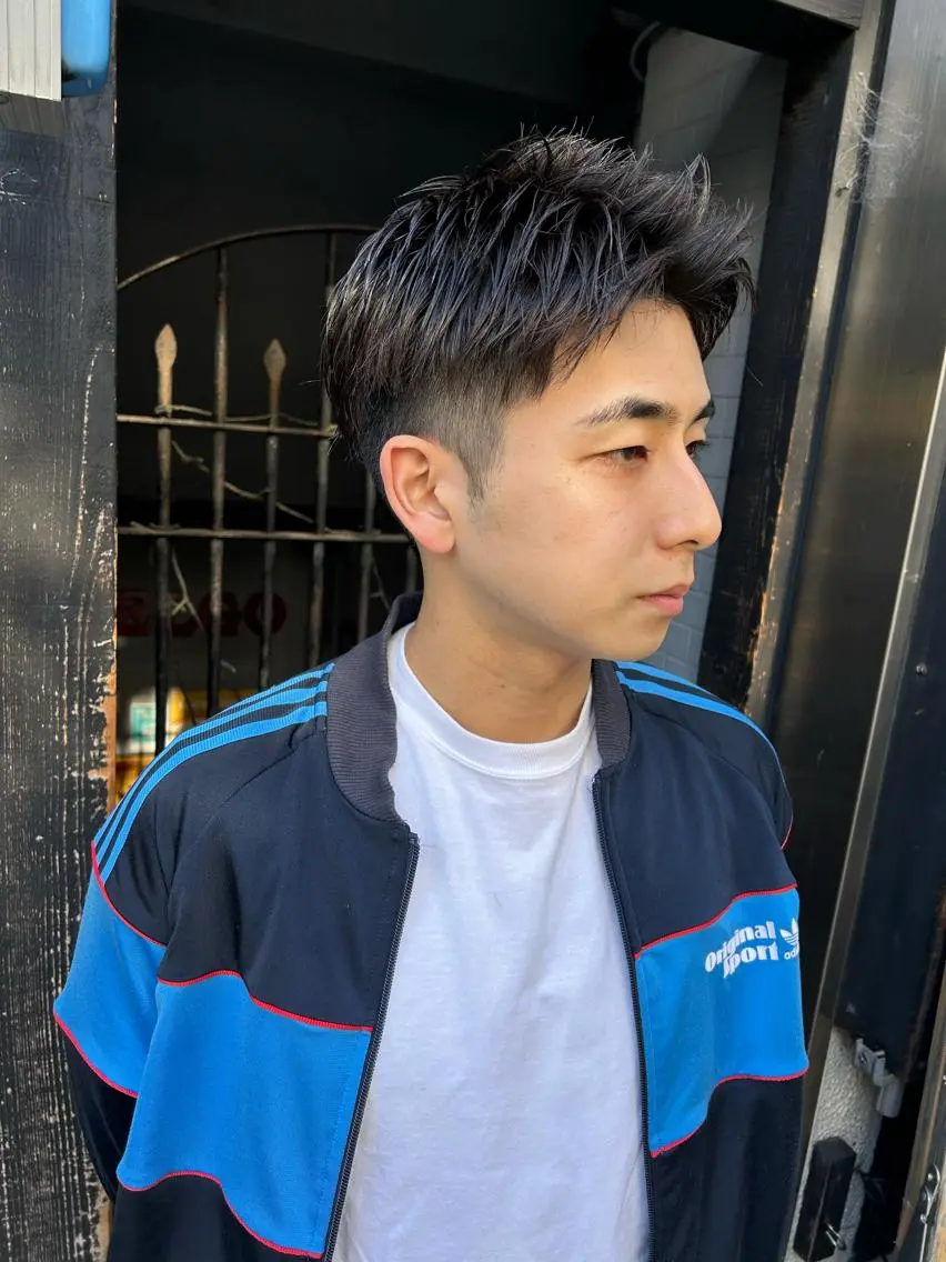ショート メンズ メンズブリーチ メンズハイライト メンズインナーカラー メンズパーマ プードルパーマ 💈メンズ短髪特化 ✂︎伊藤大輝💈のヘアスタイル