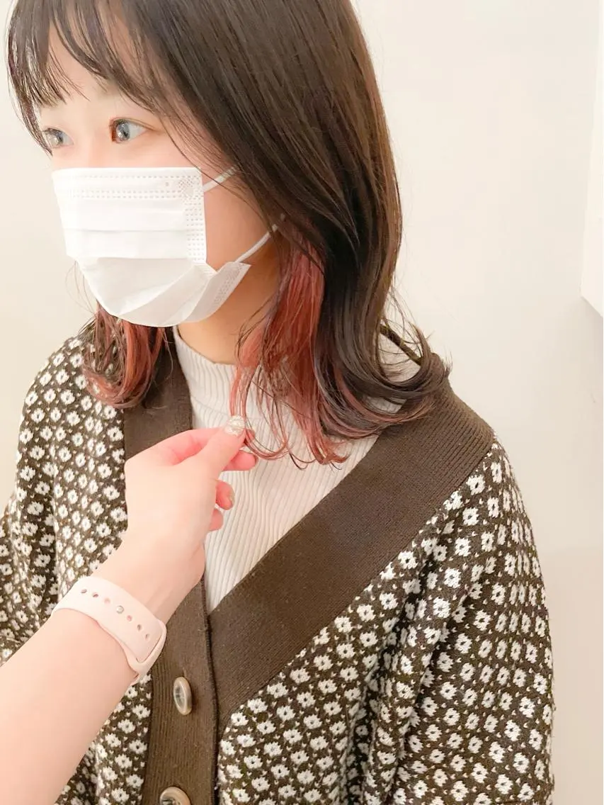 ミディアム カラー ベージュカラー インナーカラー ピンクカラー ピンクベージュ ヘアカラー ✨カラー支持No.1 🧸ワキ カナコ🧸のヘアスタイル
