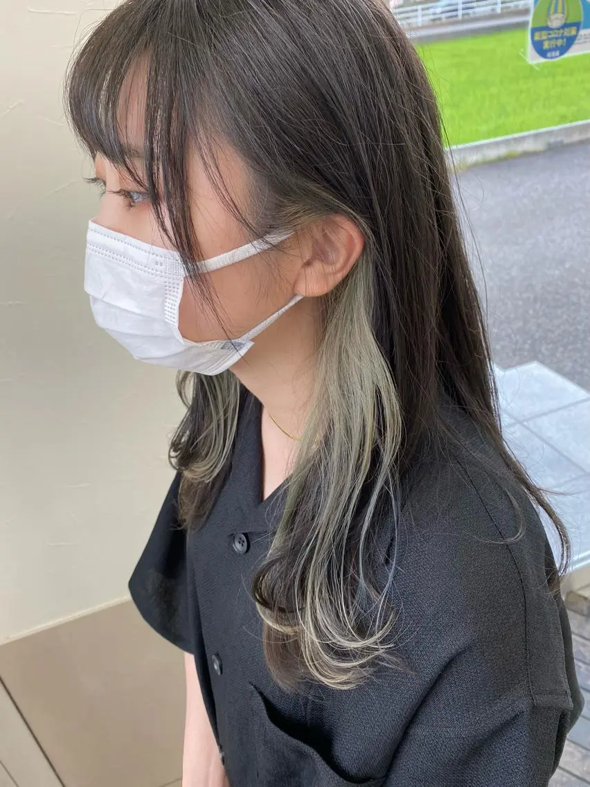 ロング カラー ベージュカラー ブリーチ インナーカラー ホワイトベージュ 川合 勇気のヘアスタイル
