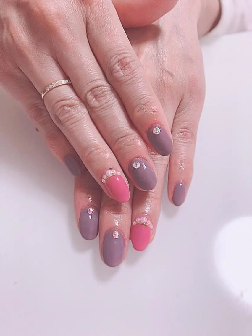 ネイル アートネイル 長さ出し フットネイル グリーン ニュアンスネイル Lily Roseスタッフ一同のマツエク・マツパデザイン
