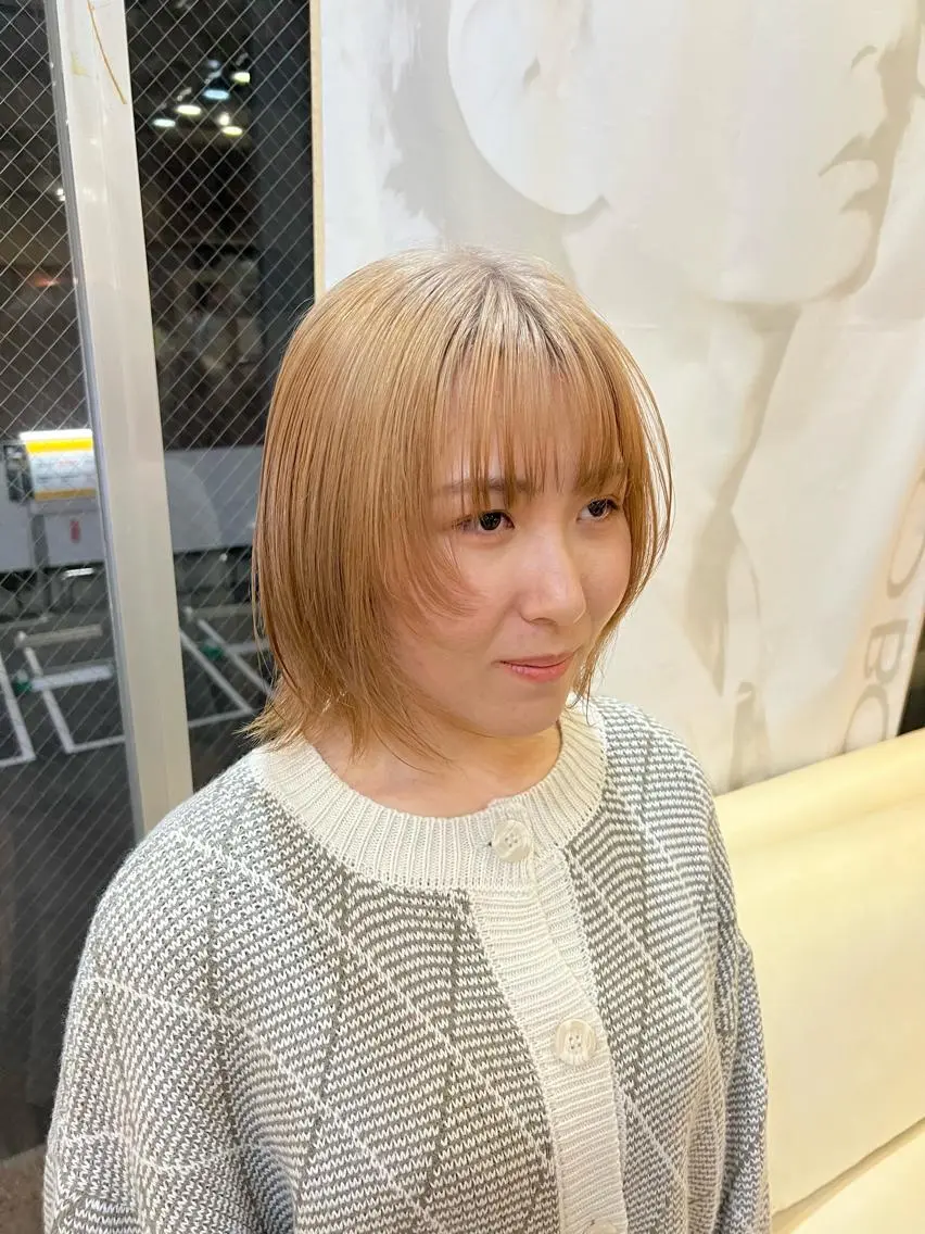 ショート カラー ブリーチ 「sumi」 AMIのヘアスタイル