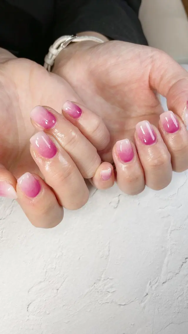 ネイル アートネイル ジェルネイル グラデーション 春ネイル LaLa Peach 福岡のマツエク・マツパデザイン