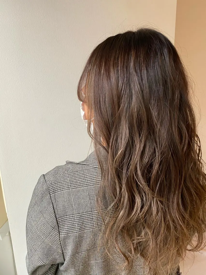ロング レイヤーカット🫧 /髪質改善✨TOWAのヘアスタイル