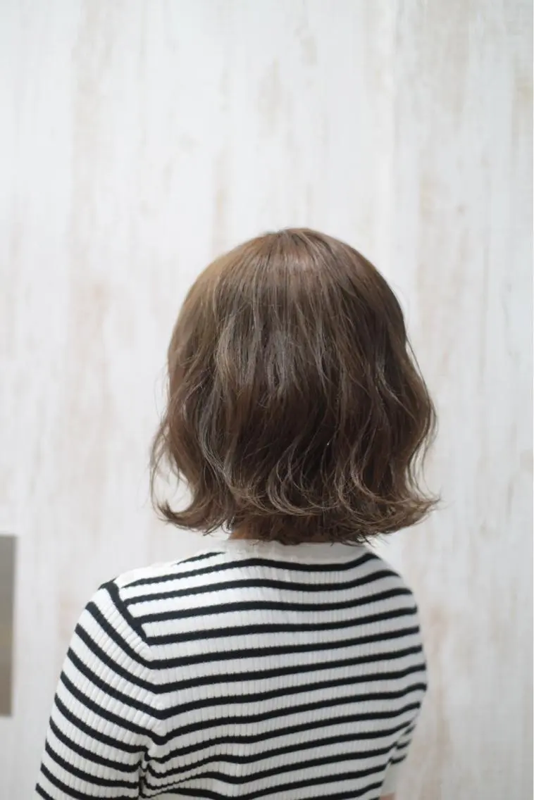 ミディアム カラー SA KIのヘアスタイル