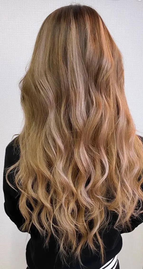 ロング カラー ヘアカラー エクステ Rover ローバーのヘアスタイル