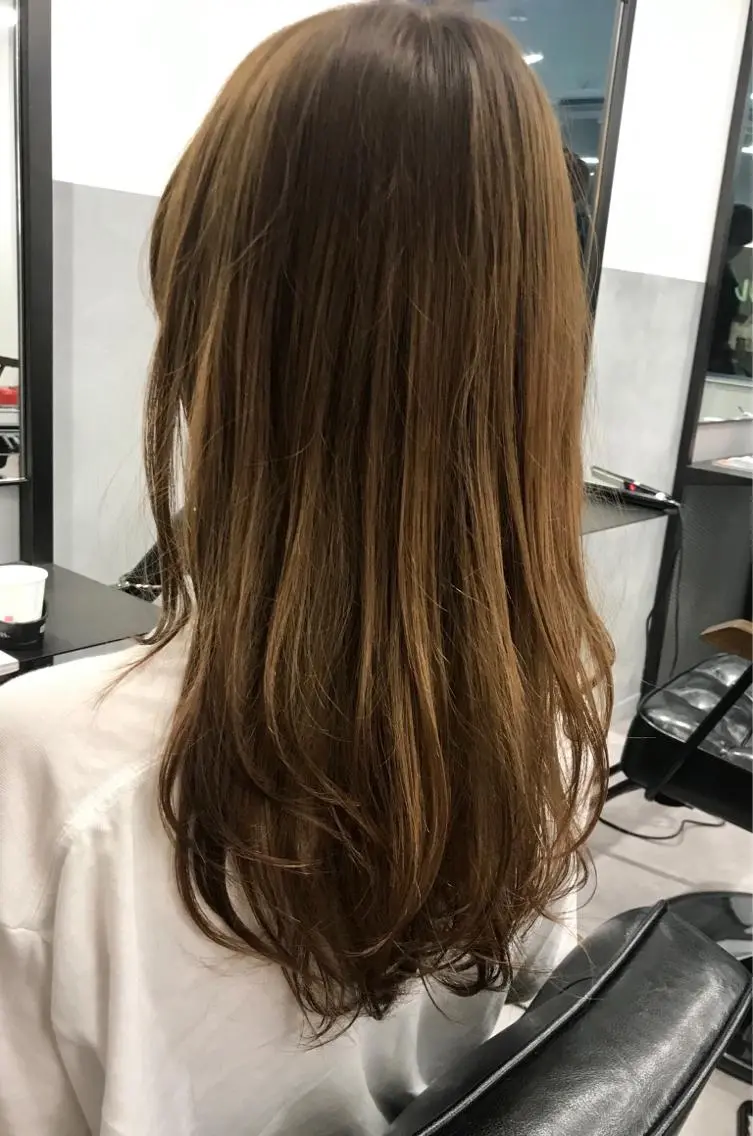 ロング レイヤーカット ヘアカラー 色気レイヤー& ショートはお任せ🌟のヘアスタイル