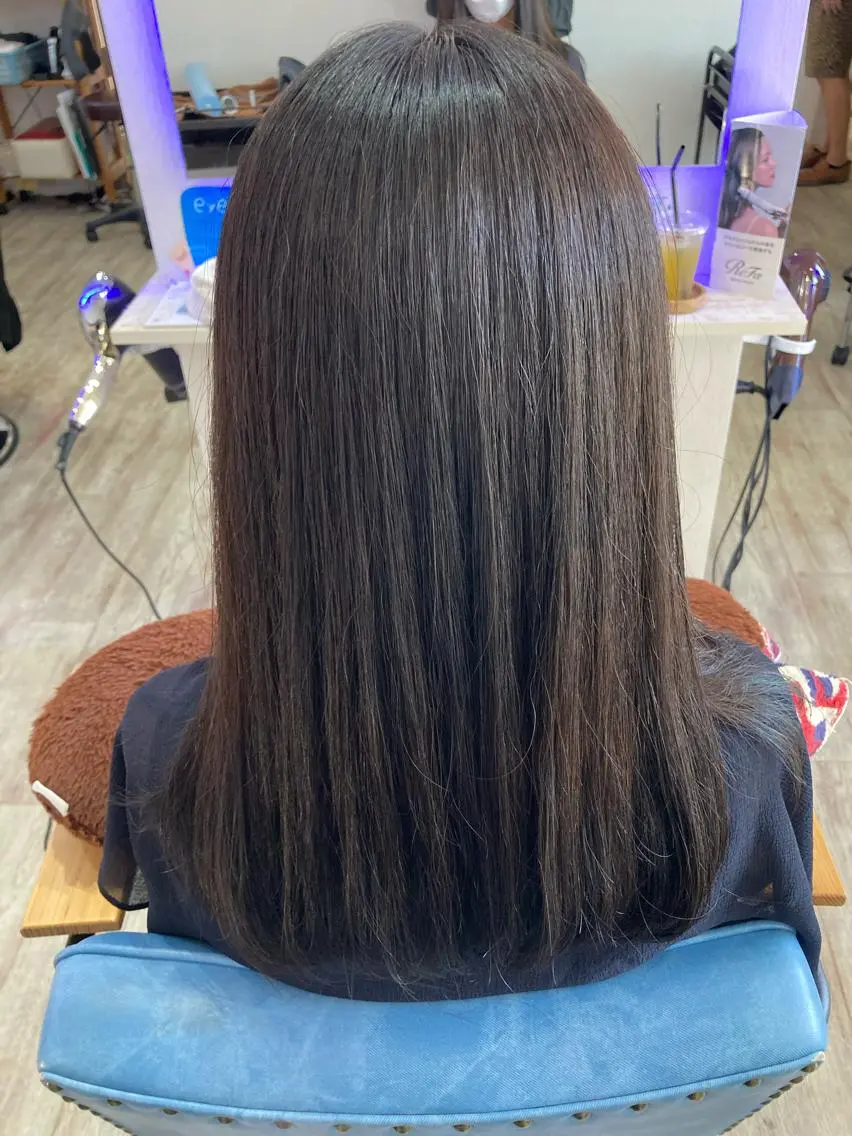 セミロング カラー ブラウンカラー 大谷 亜依のヘアスタイル