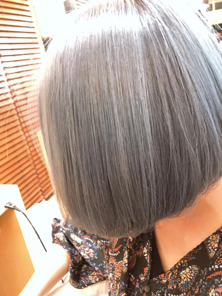 ミディアム ヘアカラー トリートメント レイヤー/ハッシュ 渋谷/サッタのヘアスタイル