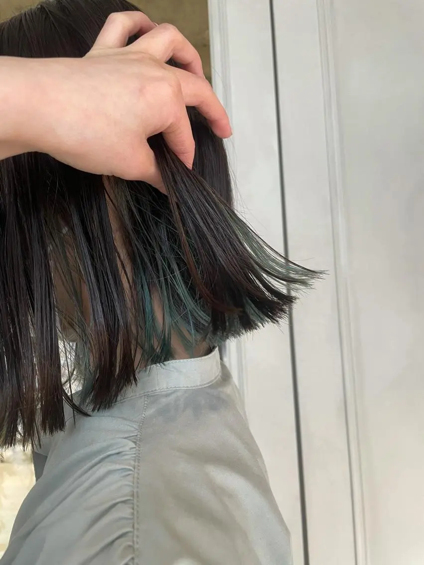 ミディアム カラー yajima Moemiのヘアスタイル