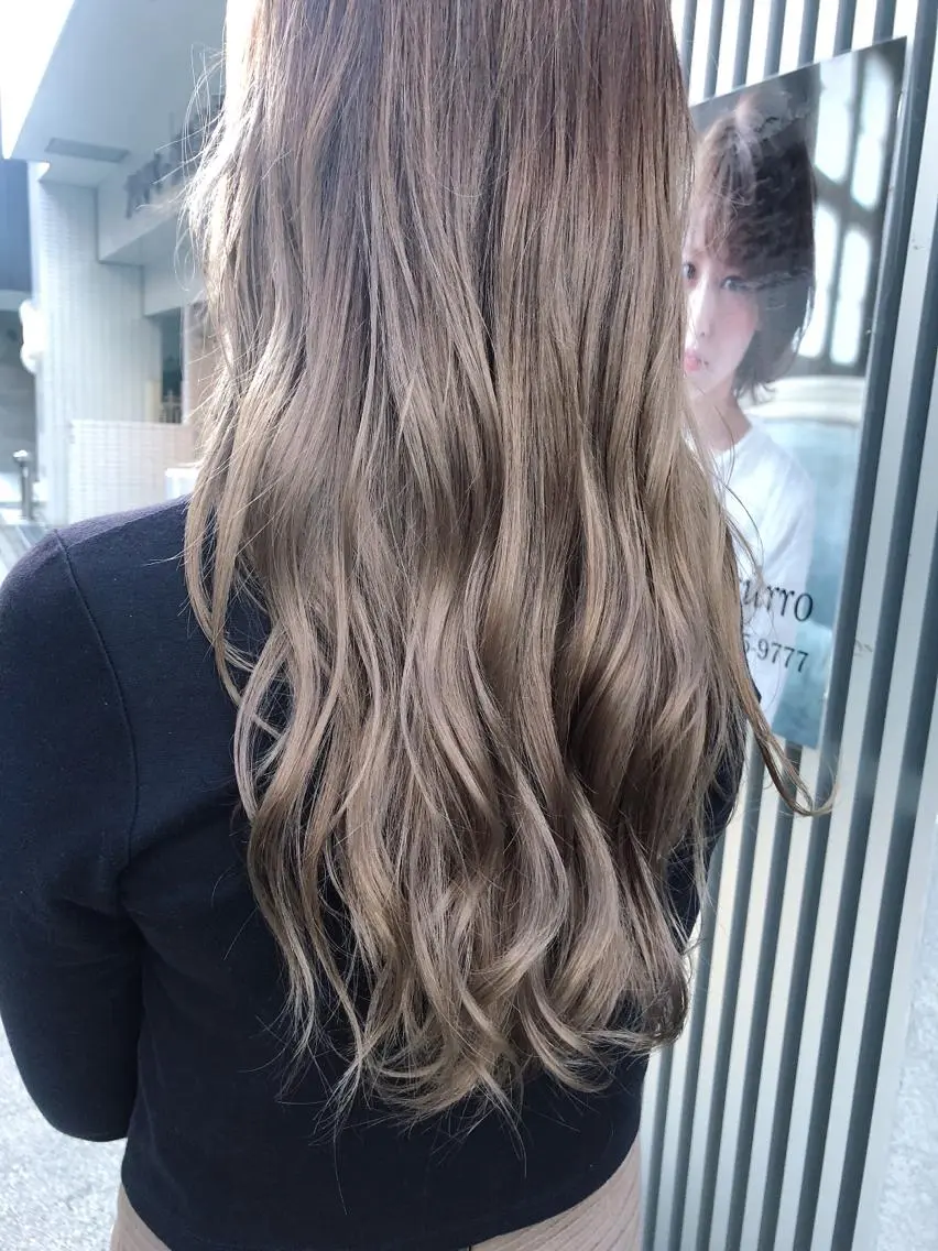 ロング カラー ヘアカラー トリートメント 横浜Bob美容師🤎 ERINAのヘアスタイル