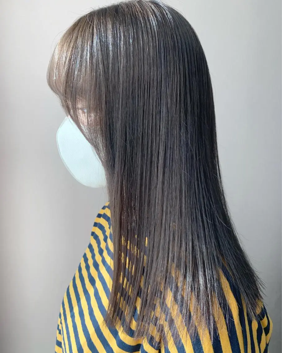 セミロング カラー 透明感カラー グレージュ hubhair レイヤー/透明感のヘアスタイル