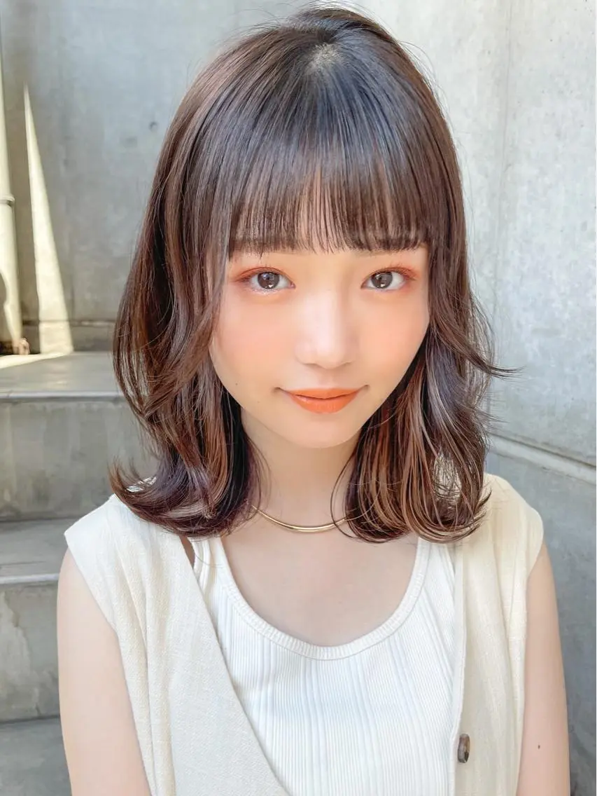 ミディアム 韓国風ヘア レイヤーカット　小山 悠のヘアスタイル