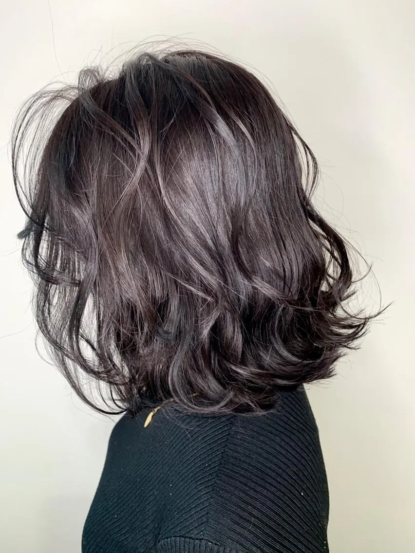 ミディアム カラー 切りっぱなしボブ ダークグレー ダークグレージュ グレージュ ボブ カット ヘアカラー トリートメント レイヤー/ウルフ ハイトーンhiroのヘアスタイル