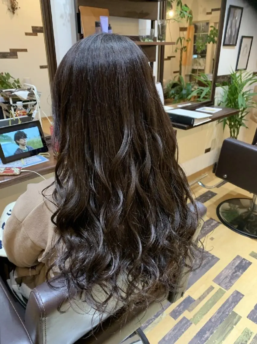 ロング カラー ベージュカラー ショコラベージュ サトウ シューイチのヘアスタイル