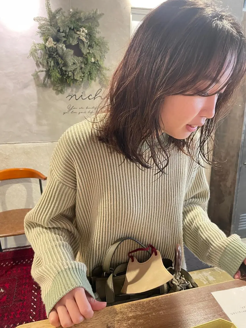 セミロング セミロングパーマ カット パーマ トリートメント ayane⭐️ボブ・ ショート・パーマのヘアスタイル