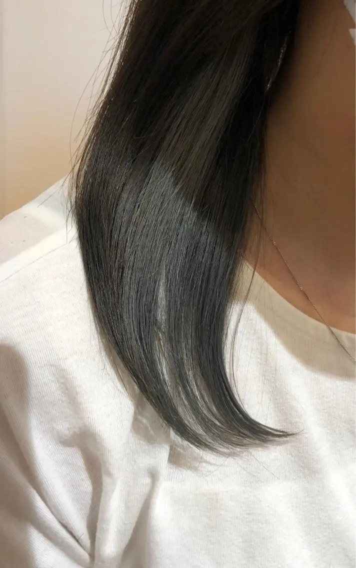 ミディアム 30･40代支持率◎ 白髪ぼかし/うる艶髪のヘアスタイル