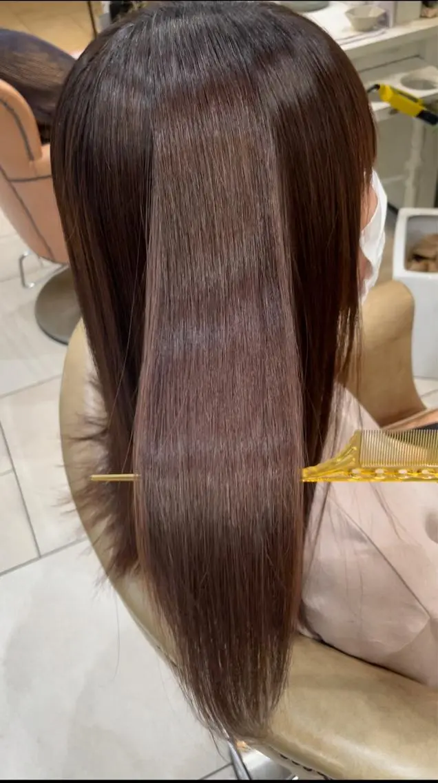 ロング 髪質改善 カット トリートメント 安江 宏太のヘアスタイル