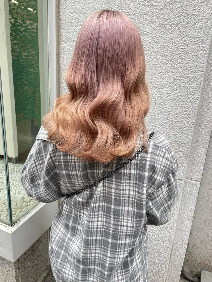 セミロング カラー ヘアカラー トリートメント ヘッドスパ 🦋ハイトーンボブ ショート🦋トシキのヘアスタイル