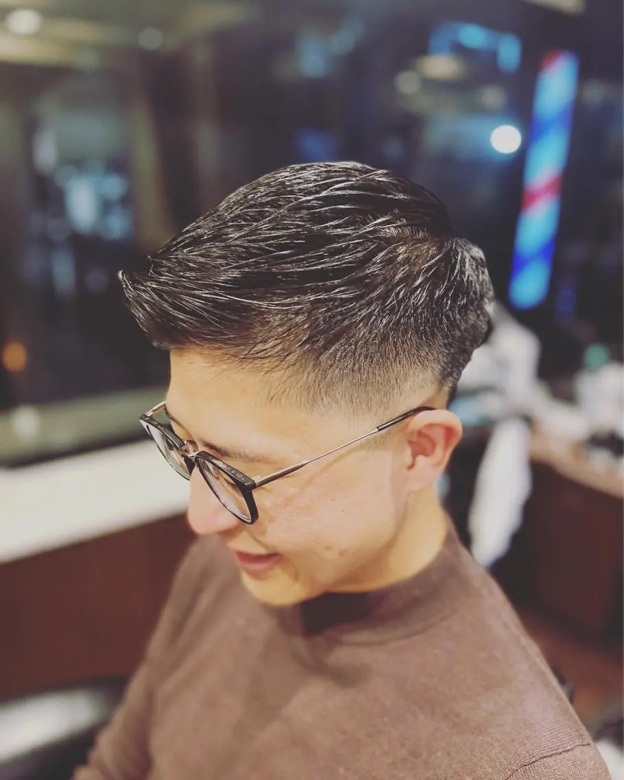 ショート メンズ アップバング フェードカット カット 銀座バルビエグラン 角田雅樹（夜限定）のヘアスタイル